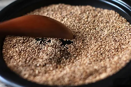 Cách làm bột ngũ cốc cho bé ăn dặm