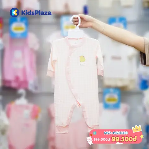 Quần áo sơ sinh bé gái