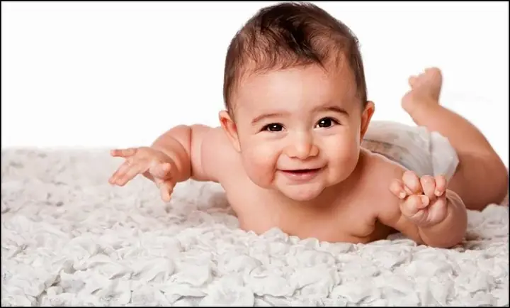 Top tên hay, ý nghĩa cho con với chữ Quang
