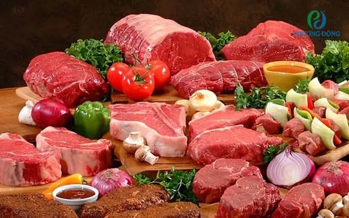 Kinh nguyệt không nên ăn gì? Chị em không nên ăn nhiều thịt đỏ.