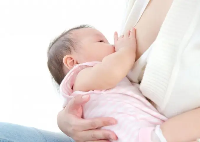 1Ba mẹ cần lưu ý gì khi cho bé ăn dặm vào 7 tháng