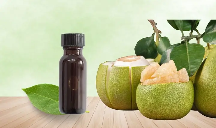 4.1 Gội đầu với tinh dầu bưởi