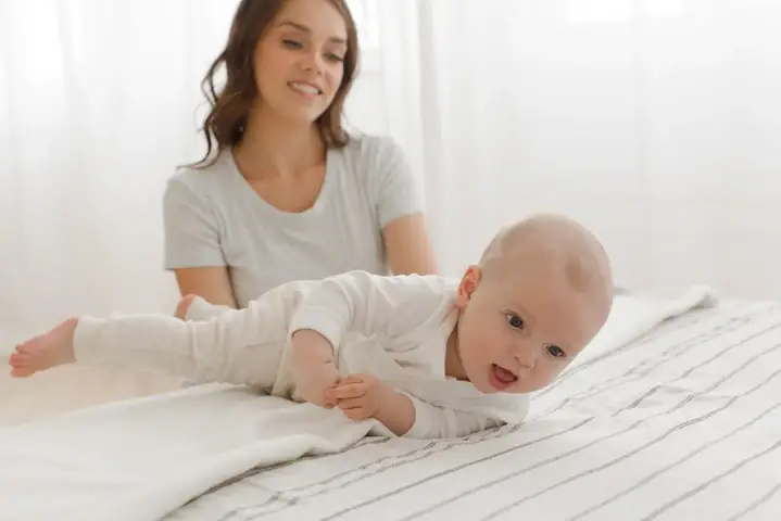 3.3 Sử dụng đồ chơi để khuyến khích bé