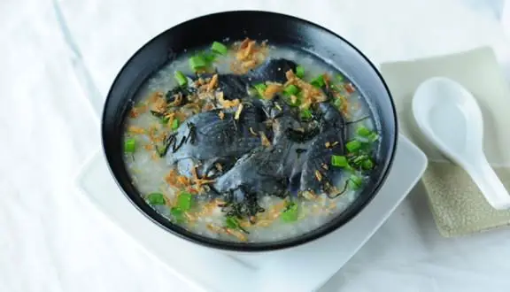 Thành phần dinh dưỡng của gà ác khi nấu cháo cho bé Thành phần dinh dưỡng của gà ác khi nấu cháo cho bé