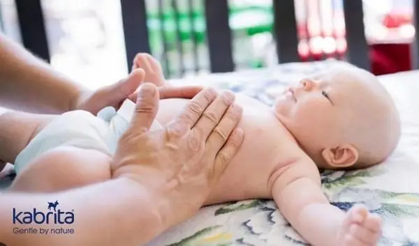 Giãn ruột sinh lý ở trẻ sơ sinh là gì?