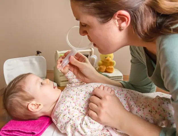 Hút mũi cho trẻ sơ sinh ngày mấy lần để an toàn, hiệu quả?