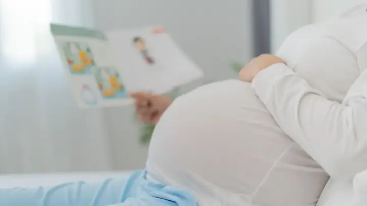 1Vì sao cần đọc truyện thai giáo tháng thứ 7 cho con?