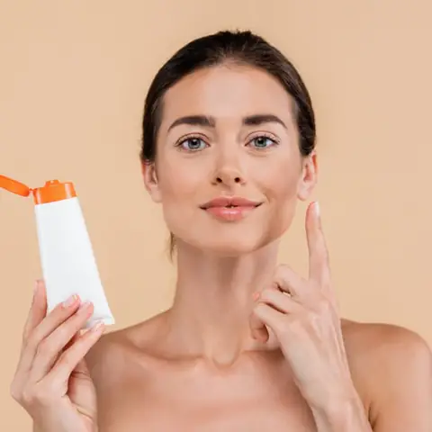 1. Đặc điểm của kem chống nắng nâng tone cho da dầu mụn