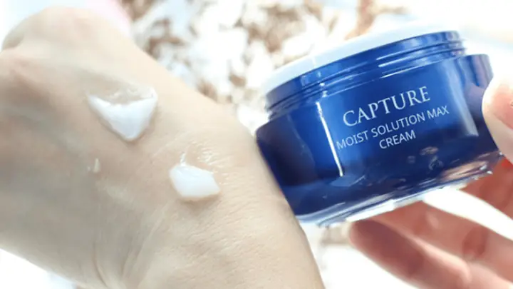 1Kem dưỡng AHC Capture Moist Solution Max Cream