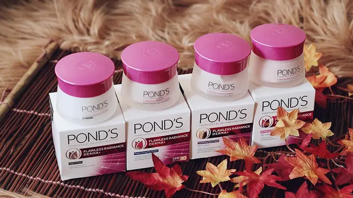 10Kem dưỡng Pond’s Flawless White Ban Đêm
