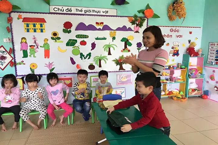 Khen đúng lúc