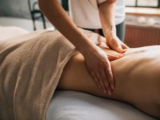 9Sử dụng liệu pháp massage