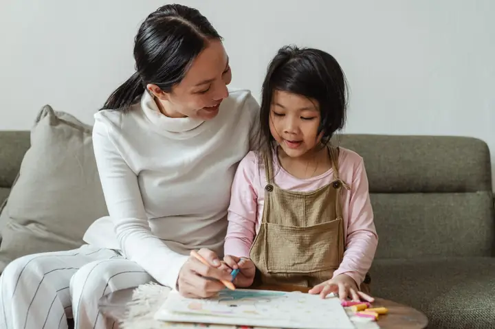 Hỏi đáp: Làm thế nào để trẻ nhanh biết nói? - Ảnh 1.