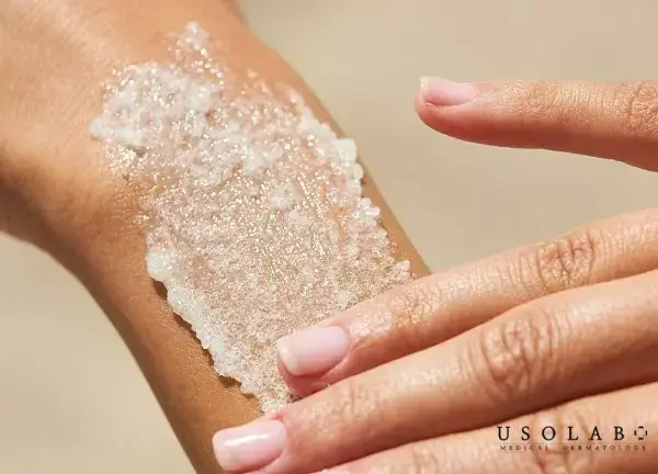 Làm trắng da chân bằng đường có hiệu quả thật không
