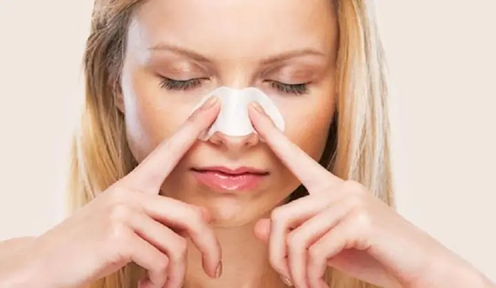 2Cách lột mụn đầu đen tại nhà đúng cách