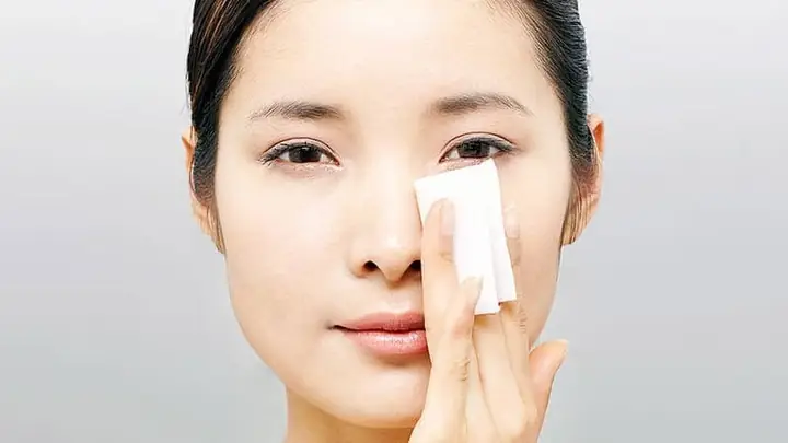 Làm sạch lỗ chân lông