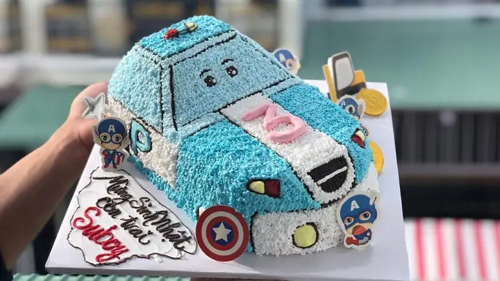 1Mẫu bánh sinh nhật cho bé trai theo sở thích