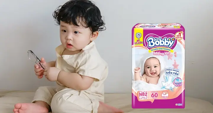 2Tìm hiểu miếng lót sơ sinh Bobby