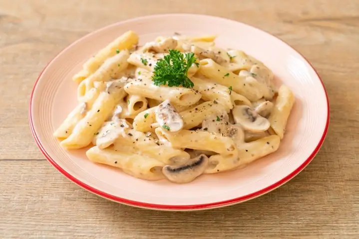 1.4. Nui với phô mai cho bé ăn dặm