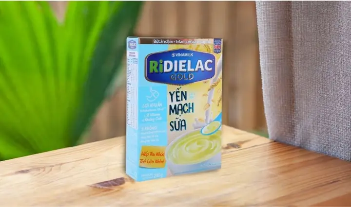 2Cho bé ăn dặm bằng bột