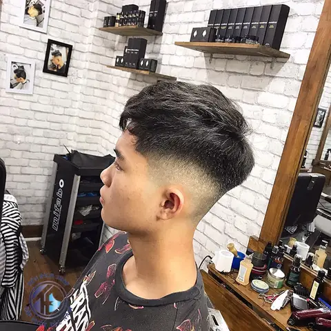 1.9 Tóc nam Hàn Quốc ngắn