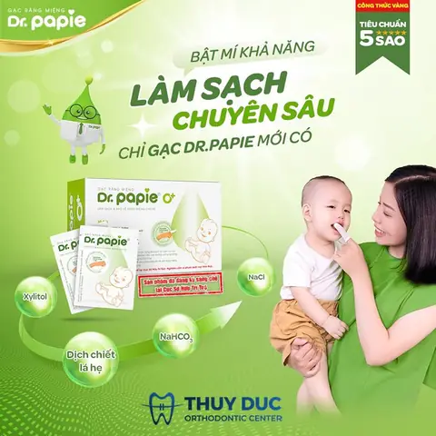 Gạc rơ lưỡi cho bé