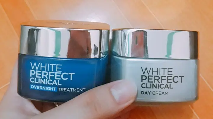 3Kem dưỡng trắng da mặt ban ngày và đêm White Perfect Clinical của L'Oreal Paris 3Kem dưỡng trắng da mặt ban ngày và đêm White Perfect Clinical của L'Oreal Paris