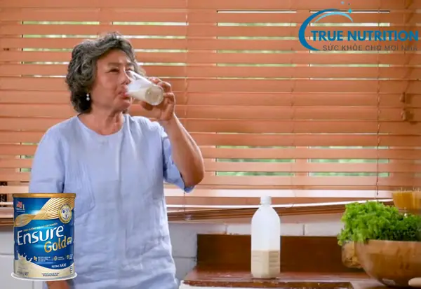 Lợi Ích Của Sữa Ensure Đối Với Sức Khỏe Người Già