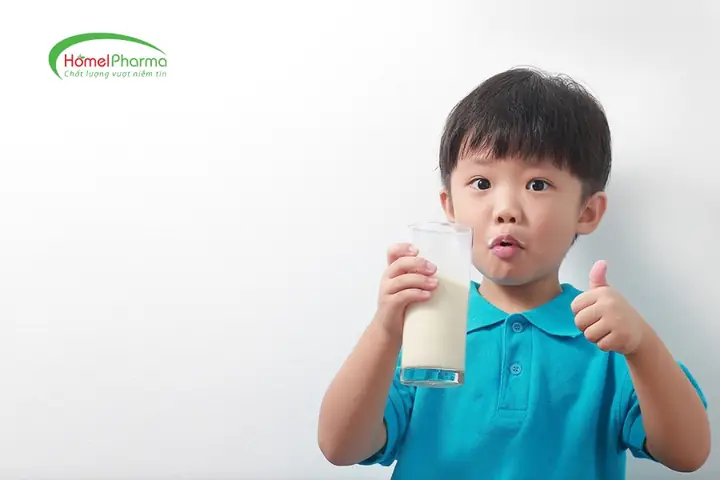 Các lưu ý và cách bảo quản sữa công thức pha sẵn