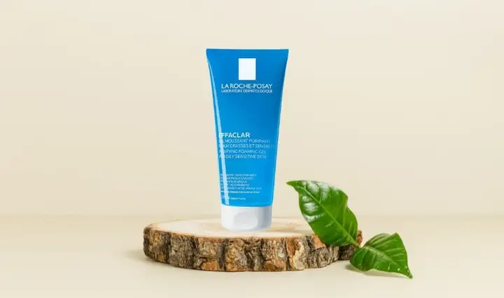 4.1. Sữa rửa mặt La Roche Posay
