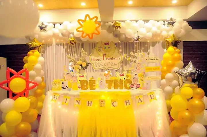 Cách trang trí tiệc thôi nôi cho bé gái tại nhà