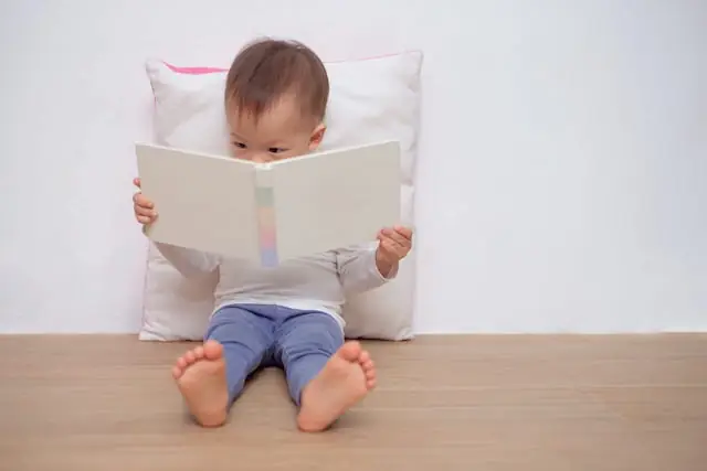 2. Các ba mẹ đồng hành cùng bé 18 tháng tuổi