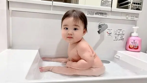 Bé từ 3 tháng - 6 tháng tuổi