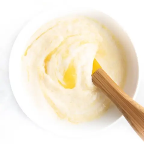 1. Váng sữa là gì?