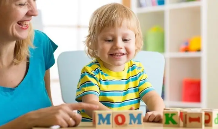 4Trò chơi cho bé 2 tuổi - Nhận diện mặt chữ cái