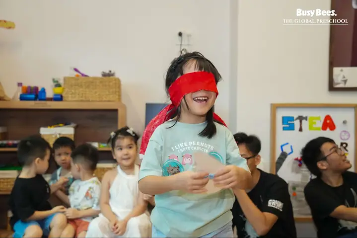 2.7. Mèo đuổi chuột