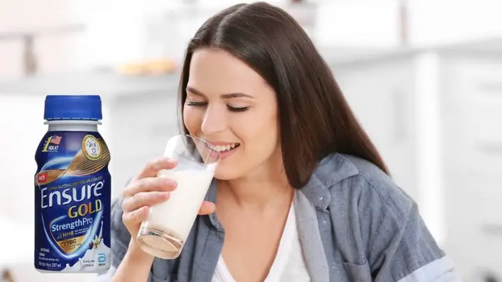 Uống Ensure có gây nóng trong người không? Uống Ensure có gây nóng trong người không?