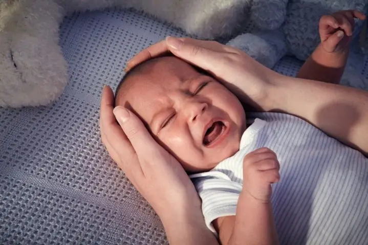 5Dấu hiệu vòng đầu của trẻ phát triển không bình thường